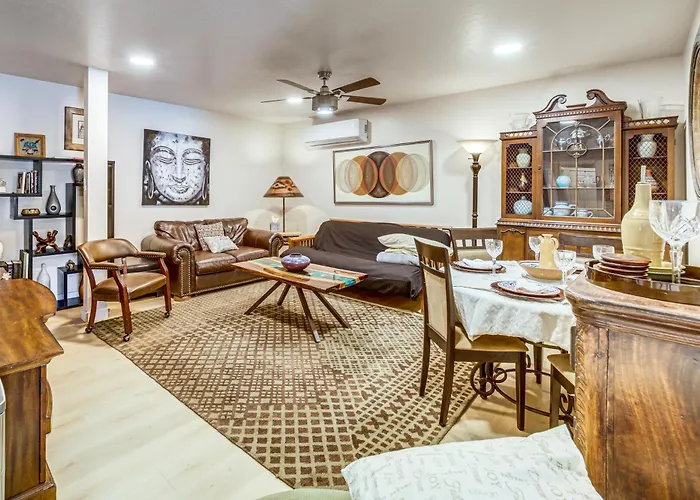 10 Mi To Dtwn: Pet-friendly Getaway! *